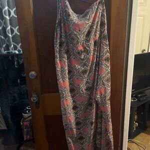 Plus’s size women dress